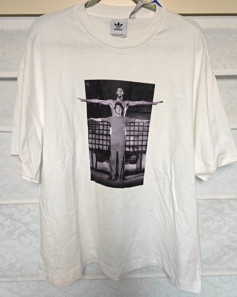 Adidas Bruce Lee Kareem Abdul Jabbar Hot Shot Tee White JZ7907 NWT Large